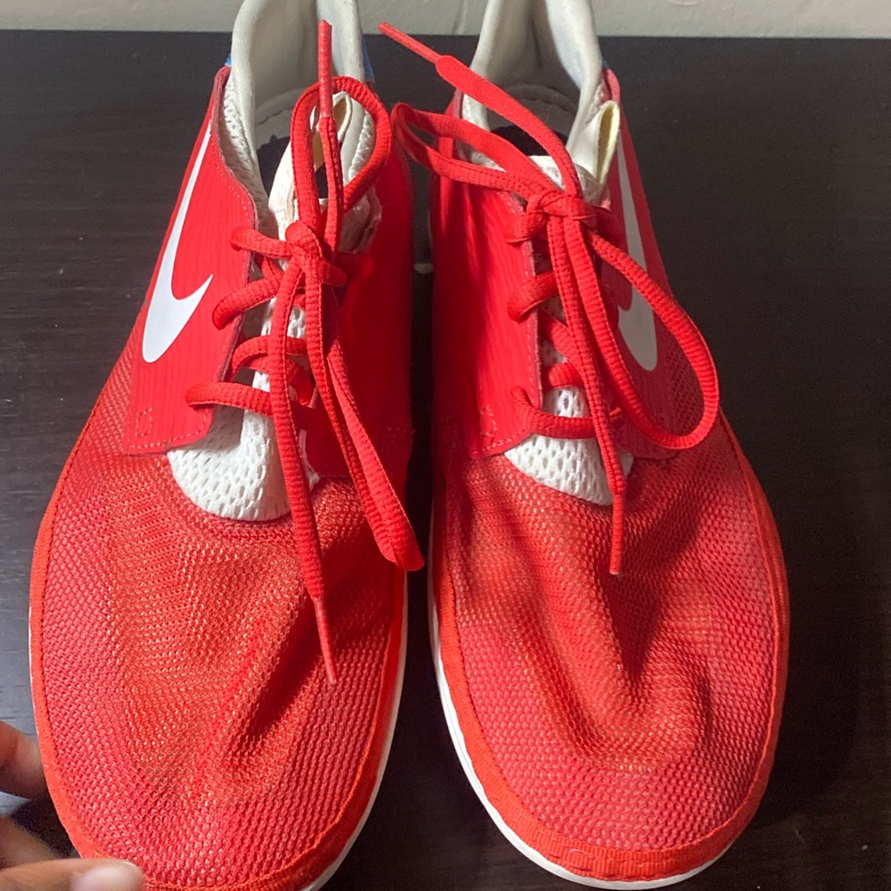 Used nikes - Picture 4 of 5